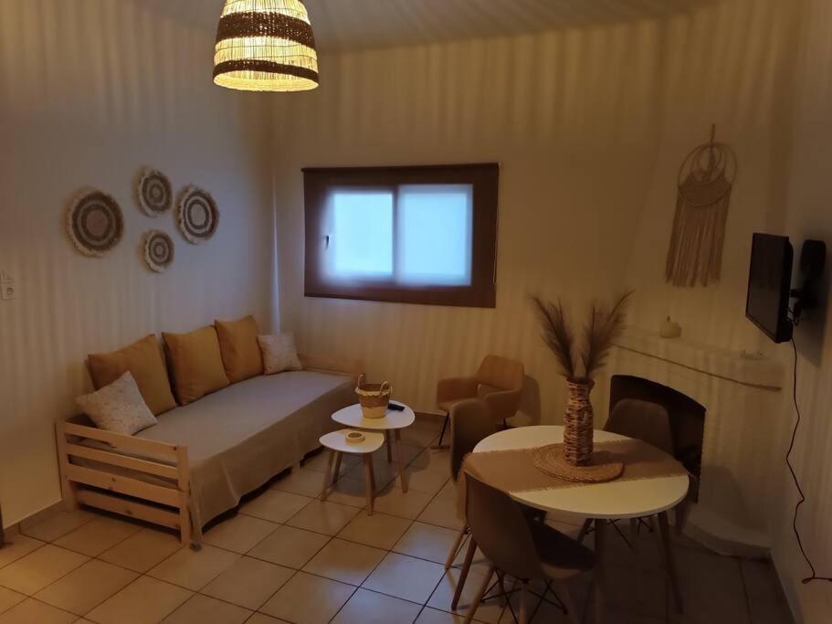 Studio 'Katerina By The Sea' Salamine Extérieur photo